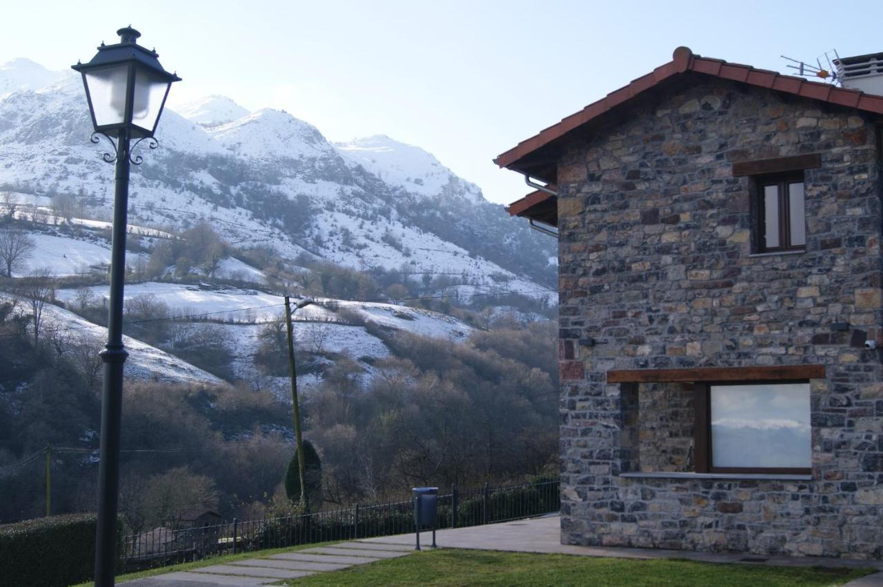 Apartamentos Rurales Penon Blanco Penerudes Exterior photo